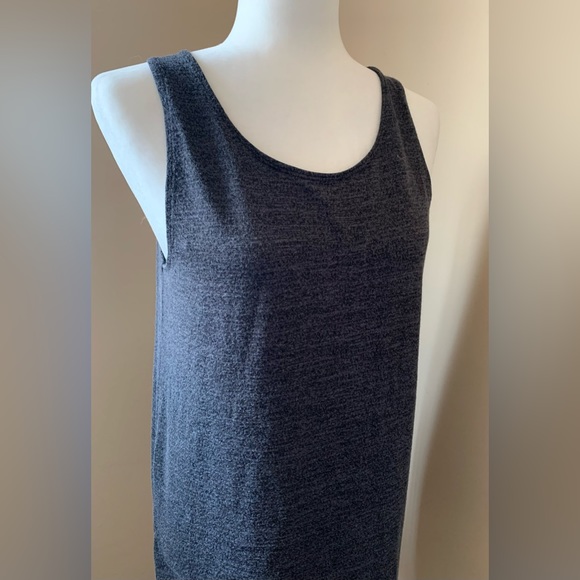 Long Tank Top - Picture 2 of 5